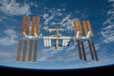 "Роскосмос" доставит двух туристов на МКС, один из которых выйдет в открытый космос - focus.ua - Москва - Россия - США