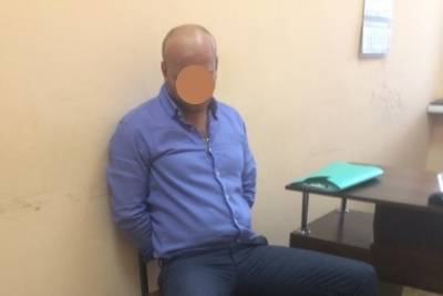 Рязанец предложил взятку за нелегальный алкоголь Крымскому сотруднику полиции