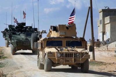 В Сирии гражданские требуют, чтобы США и Турция забрали войска из страны