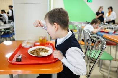 Осипов поручил проверить организацию горячего питания в школах Забайкалья