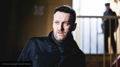 Страшилки Навального о принуждении к голосованию в "Сургутнефтегазе" назвали фейком