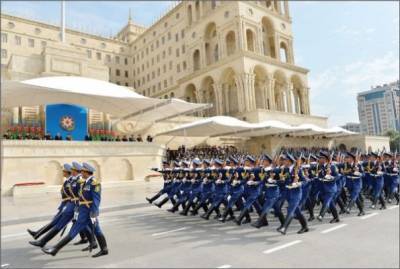 Азербайджан отмечает День вооружённых сил