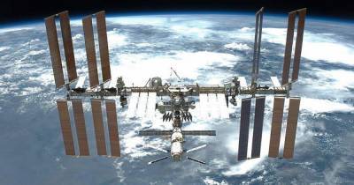 Астронавты НАСА начали выход в открытый космос