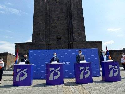 В Армении погашена и введена в обращение новая марка, посвященная 75-летию Победы в ВОВ