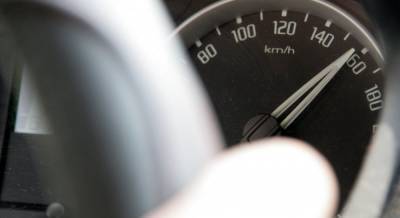 В Украине предлагают разрешить превышение скорости на трассах