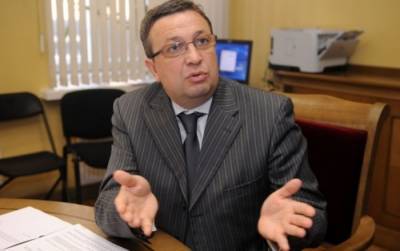 Орлов: власти урежут прожиточный минимум, чтобы угодить суду