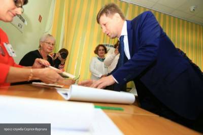 Губернатор Хабаровского края Сергей Фургал проголосовал по поправкам к Конституции РФ