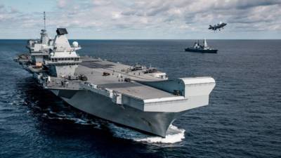 Британский флот получил два новых авианосца