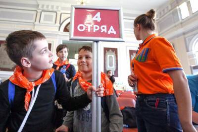Названа дата начала работы детских лагерей в России