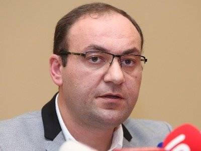 Арсен Бабаян: «Светлая Армения» теперь открыто играет на стороне власти
