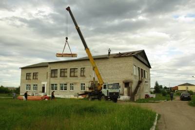 В Андреапольском районе Тверской области ремонтируют крышу музея