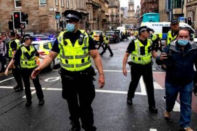 В центре Глазго мужчина зарезал трех прохожих - vkcyprus.com - Шотландия - Нападение