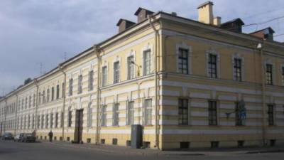 Изменение фасада старинного здания в Петербурге переросло в уголовное дело