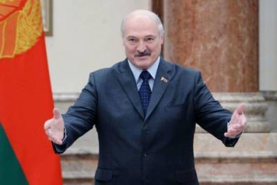 Лукашенко рассмотрел предложения обновленной Конституции