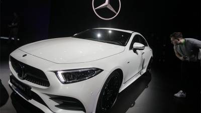 Mercedes-Benz отзовет в России более 4 тыс. автомобилей