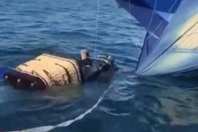 Спасатели сняли на видео упавший в Черное море воздушный шар