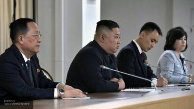 Глава Минобороны Японии не исключил плохого самочувствия Ким Чен Ына
