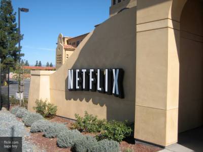 Наследники Артура Конан Дойла подали в суд на Netflix