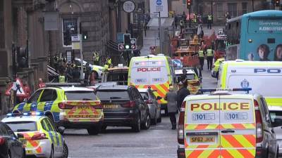 Нападение с ножом в Глазго, среди пострадавших - офицер полиции