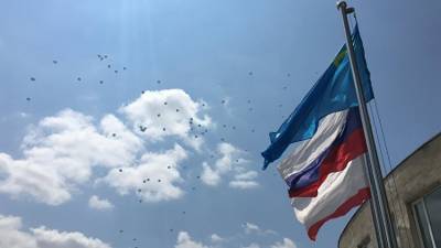 В Крыму ответили Зеленскому на желание поднять флаг на полуострове