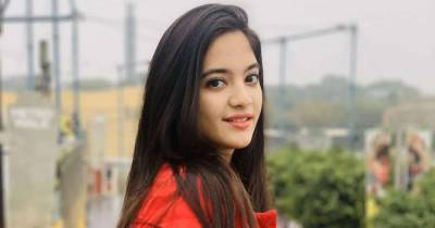 Популярная 16-летняя блогерша из Индии наложила на себя руки