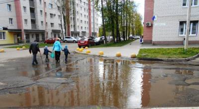 Дорогу в центре Ярославля заставили отремонтировать через прокуратуру