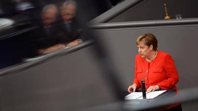 Меркель призвала Европу задуматься о будущем без лидерства США