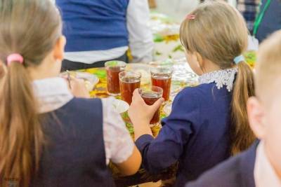 Горячее питание в сельской школе в Забайкалье хотят организовать через детский сад