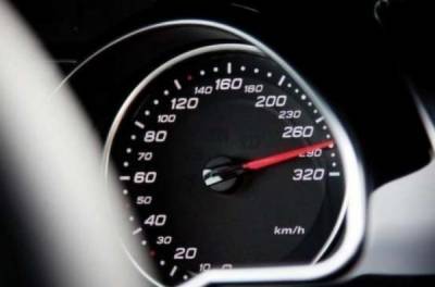В Украине предлагают разрешить превышение скорости?! Разбираемся в деталях