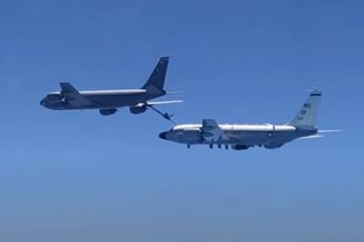 Видео перехвата самолетов-разведчиков США над Черным морем появилось в Сети