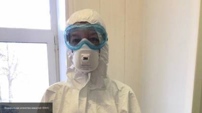 Правительство РФ одобрило выплаты для работающих с коронавирусом врачей