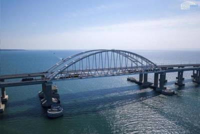 Грузовые поезда поедут по Крымскому мосту с 30 июня