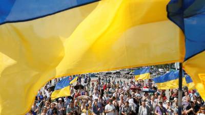 Число случаев COVID-19 на Украине выросло на 948