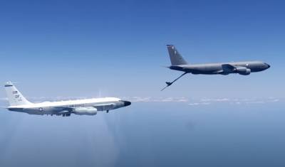 Минобороны опубликовало видео перехвата американских самолетов на Черным морем