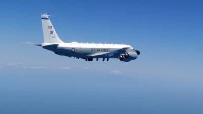 ЧФ перехватил американские самолеты над Черным морем - видео