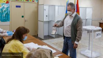 Шойгу принял участие в голосовании по Конституции в Подмосковье