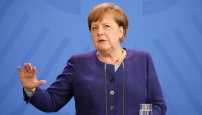 Меркель высказалась по диалогу с Россией и потере США мирового лидерства