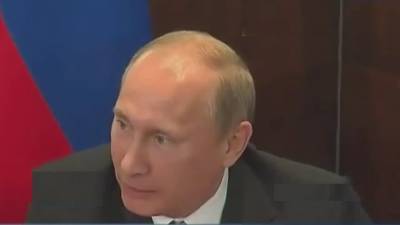 Путина в узких штанах повеселил россиян подработкой в цирке, позорный кадр: "Полезай обратно в щелку!"
