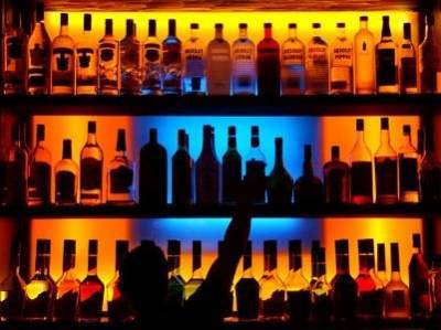 Штат Флорида наложил запрет на употребление алкоголя в барах