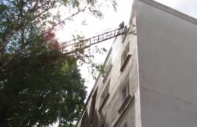 Пожар в Новополоцке: «Квартира горит и из квартиры мужчина в окно смотрит»