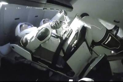 Роскосмос раскритиковал туалет корабля Илона Маска Crew Dragon