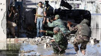 Боевики ПНС Ливии в борьбе за территории устраивают вооруженные стычки в Сабрате