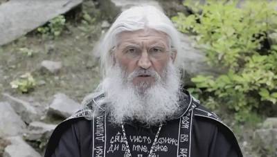 В РПЦ призвали расследовать инцидент с избиением Собчак в монастыре на Урале