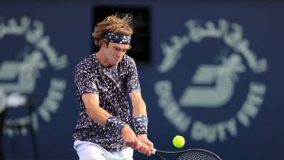 СМИ: Второй тест теннисиста Рублёва на коронавирус дал отрицательный результат