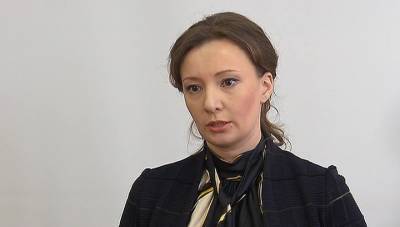 Поправки расширят обязательства властей перед родителями, считает Кузнецова