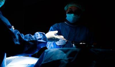 В Ингушетии врачи прооперировали пострадавшего при свете фонариков от телефонов