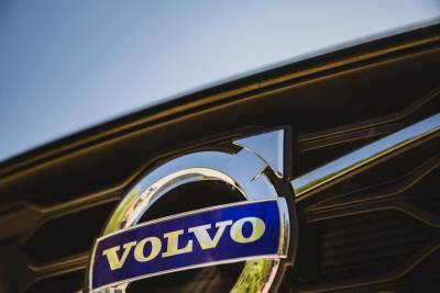 Автомобили Volvo могут первыми получить "совершенный" автопилот Waymo Driver