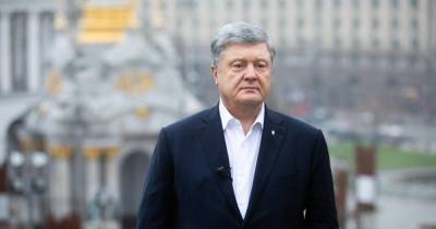 Порошенко заявил, что украинцы рискуют попасть в "московское стойло"