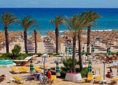Тунис возобновляет туристический сезон
