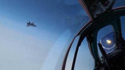 Полёты противолодочных самолётов Ту-142МК над нейтральными водами — видео